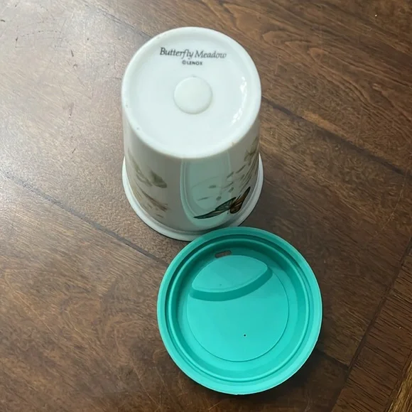 Lenox butterfly meadow traveler coffee or tea mug to go tumbler with lid J. - Picture 5 of 6